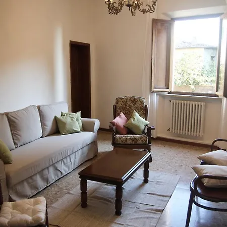 Casa Di Canfreo * ラーリ